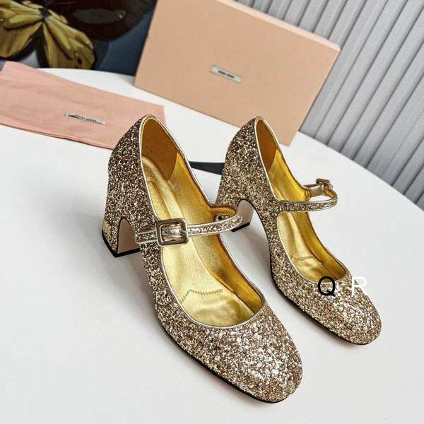 Picture of Miumiu Shoes _SKUMiuMiusz35-40618023.5CM3CRR1201